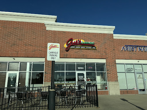 Gus's Carry Out of Hartland